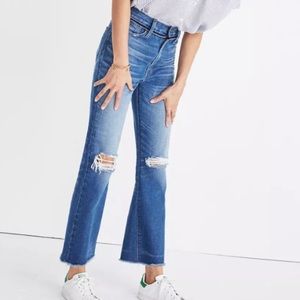 Madewell cropped retro jeans in ripped knee